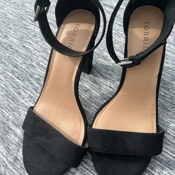 Torrid Black wedge Heels with Ankle Strap size 10W - Picture 2 of 6